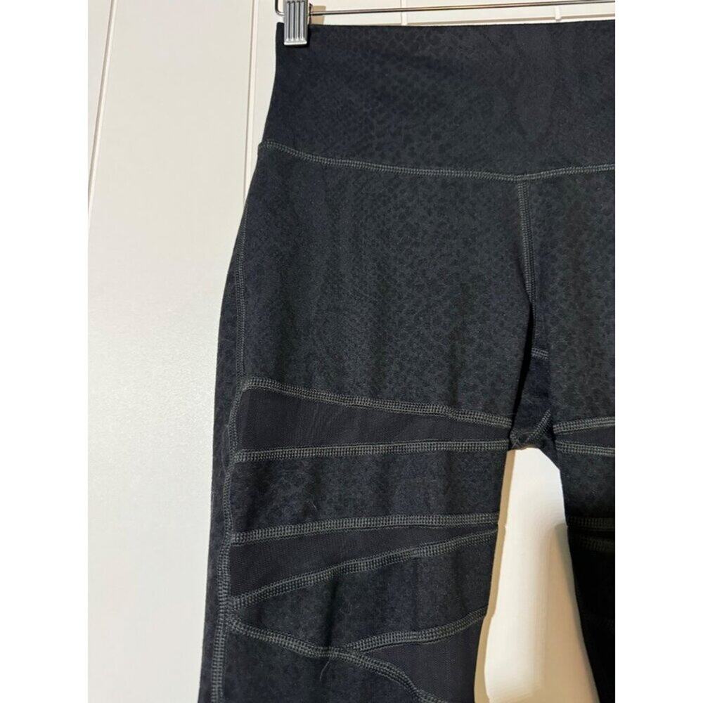 Lululemon Women's High-Waisted Black Animal Print Cross Mesh Leggings Size 4 - Picture 4 of 6